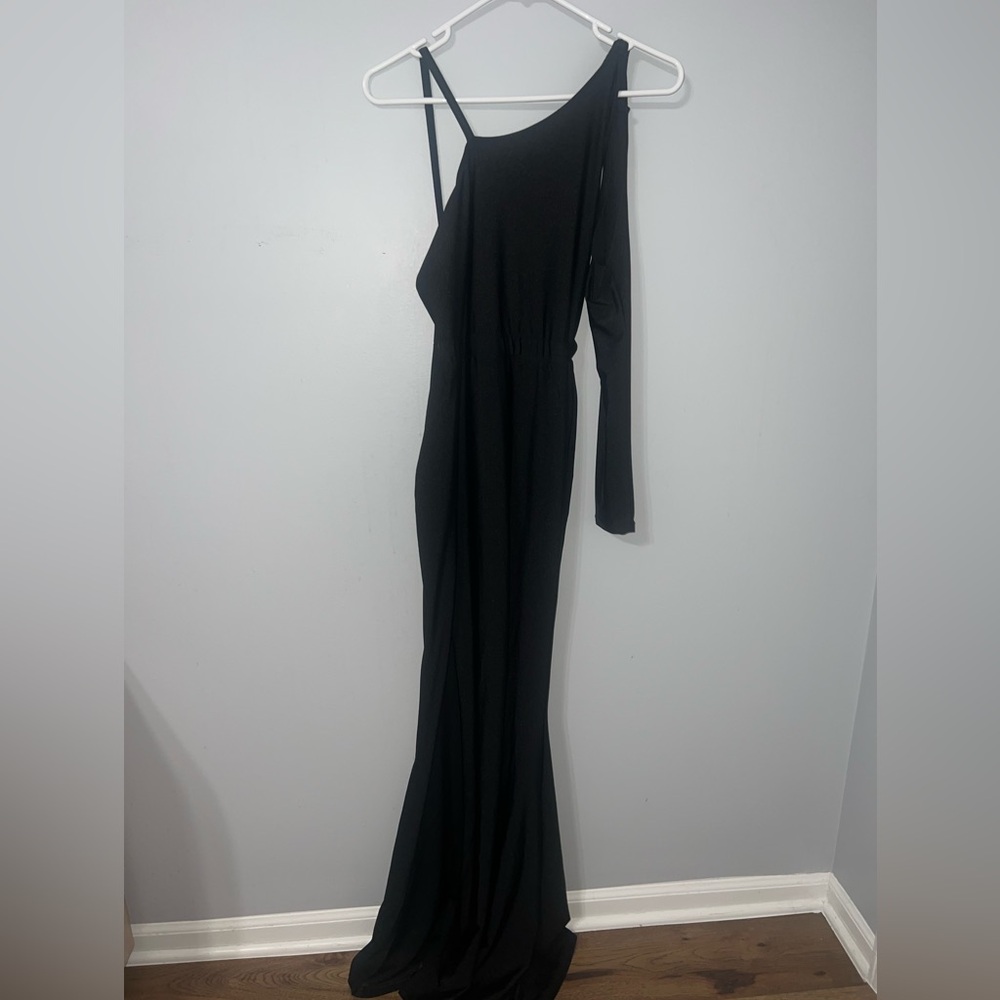 Elegant Black One Shoulder Dress